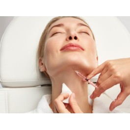 Sesión Mesoterapia Cuello y Escote con Vitaminas y Ácido Hialur